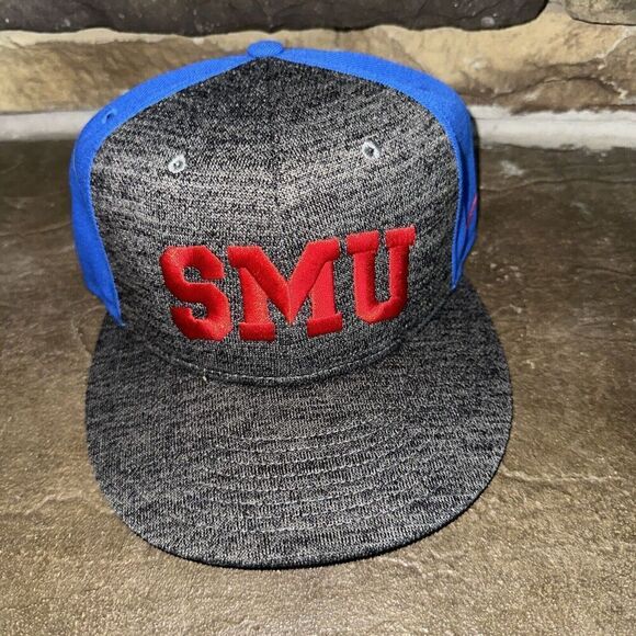 NWT Men's Nike Baseball Hat - SMU Mustangs - Adjustable - Picture 1 of 3